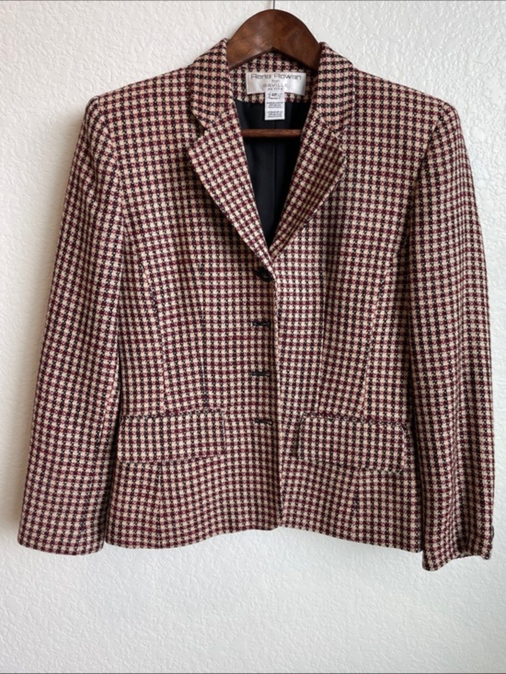 Rena Rowan Burgundy and Cream Houndstooth Blazer • 4 Petite